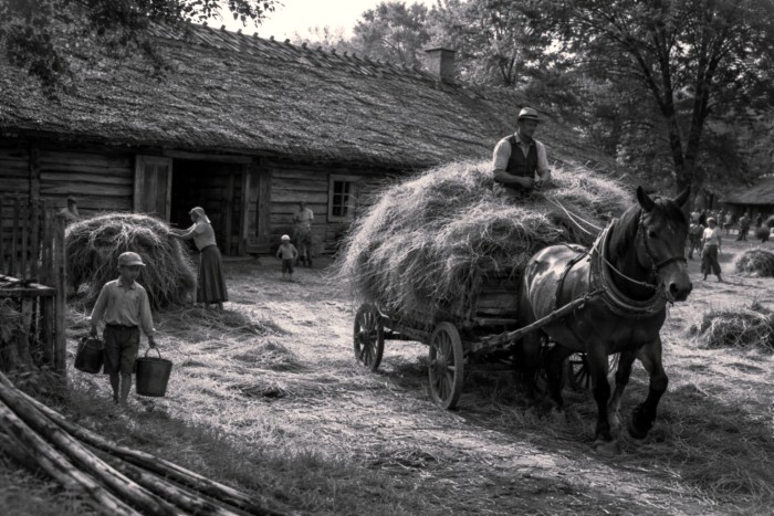Kas tegemist on tehisintellekti loodud pildi või Eestiaegse vana fotoga?